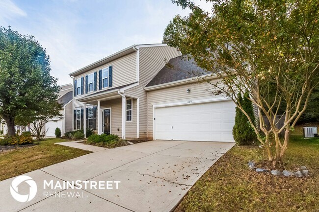 Photo - 8104 Weeping Fig Ln