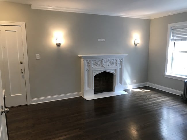 930-936 Judson Ave, Evanston
