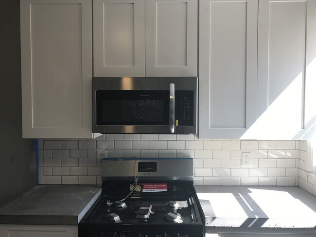 Photo - 1665-1667-1667 Greenway Ave Unit 1667 Greenway Avenue