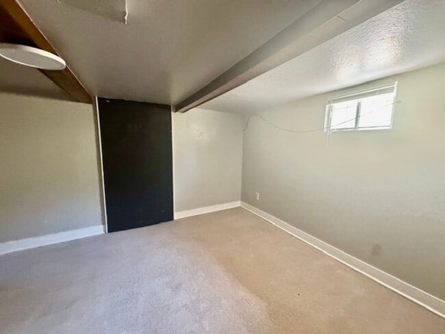 930 20th Ave Unit 2