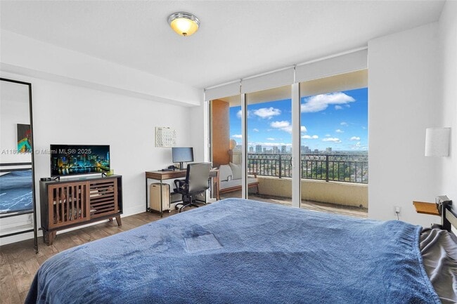Photo - 3232 SW 22nd Terrace Unidad 1703