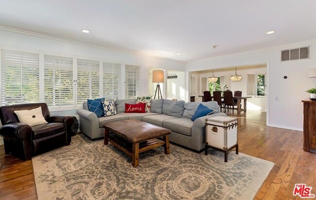 Photo - 11244 Homedale St