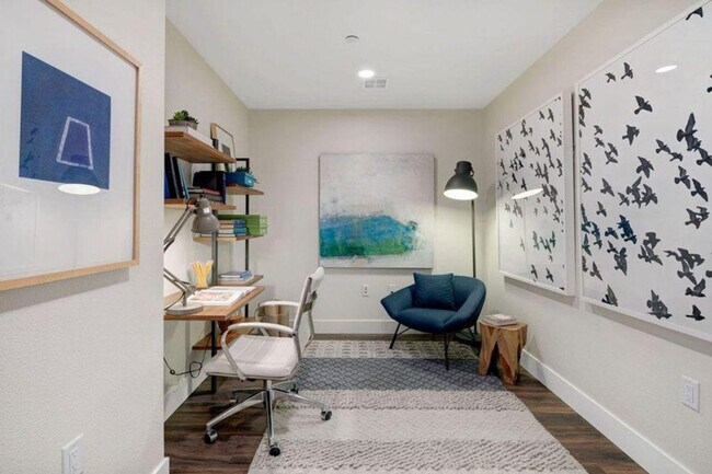 Photo - 345 E McKinley Ave Unit ID1267987P