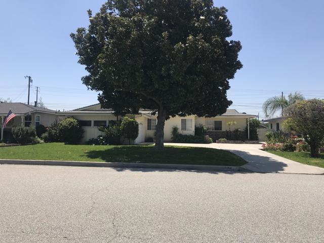 Building Photo - 840 E Florence Ave