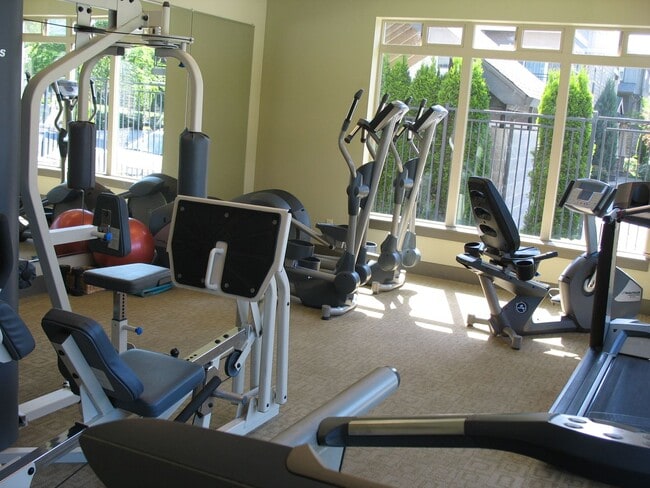 Photo - Beaverton Luxury Condo - Tanasbourne area