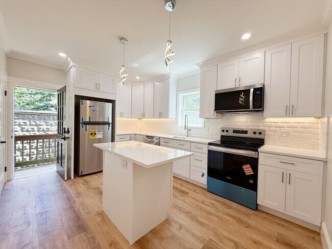 Photo - 47 Walker St Unit 1