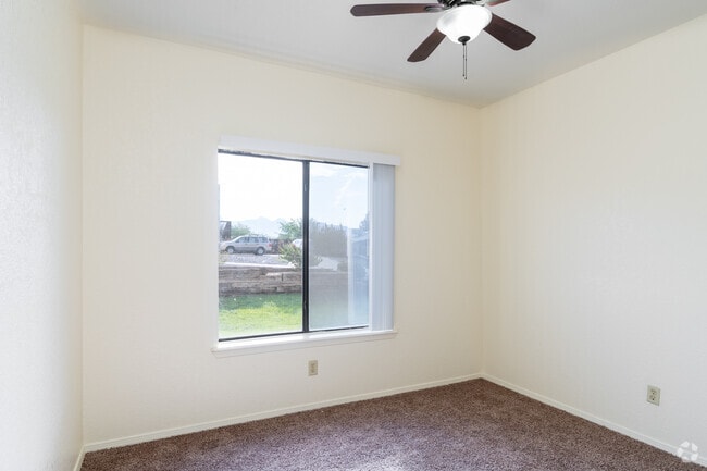 2BR, 2BA - 957SF - Second Bedroom