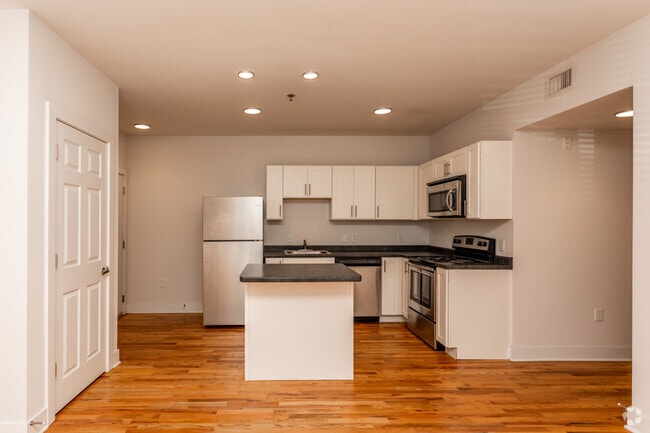 2HAB, 2BA - 710 ft² - Vue on 5th