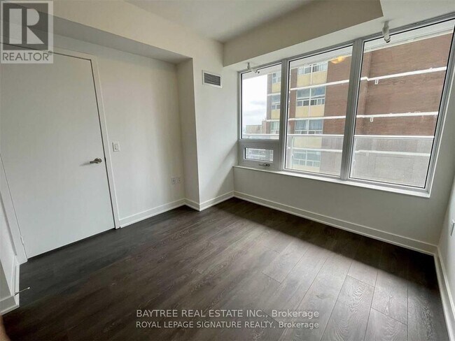 Photo - 195 Redpath Ave Unité 708