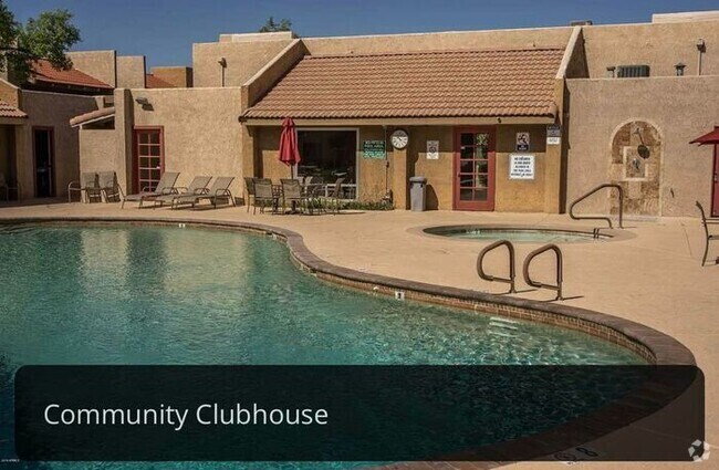 Building Photo - Charming 2 Bed 1 bath Condo Unit R8