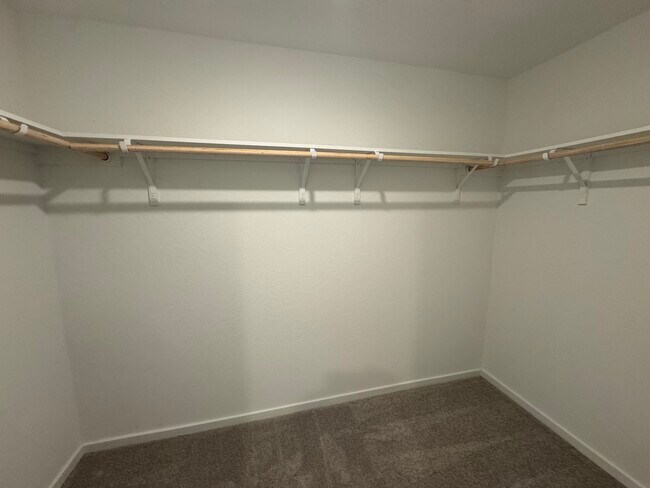 Photo - 11510 Field Briar