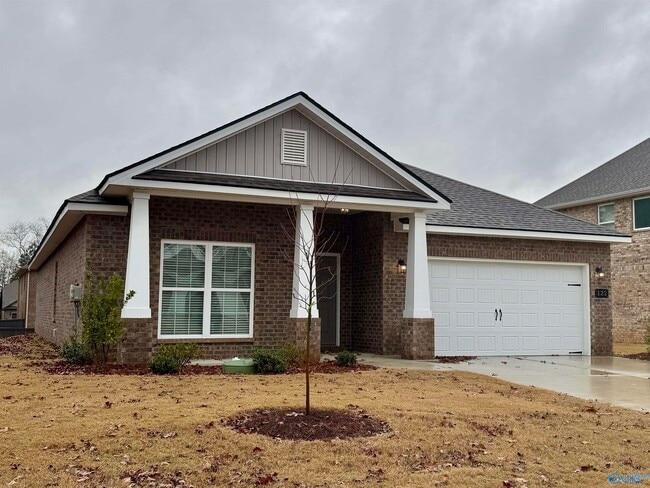 Building Photo - 122 Burdine St