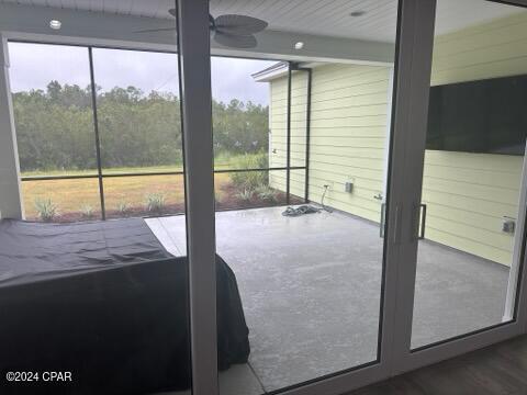 Photo - 9399 Paradise Dr