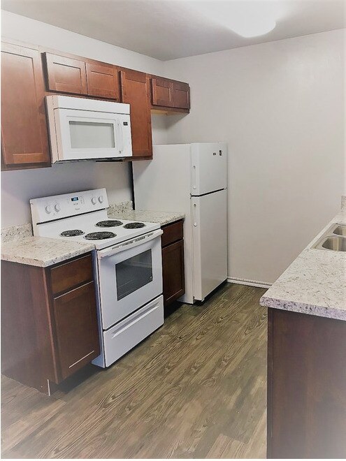 Photo - Sulphur Apartments