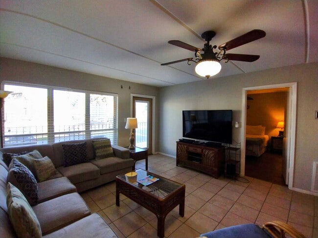 Building Photo - 2401 Gulf Blvd Rental