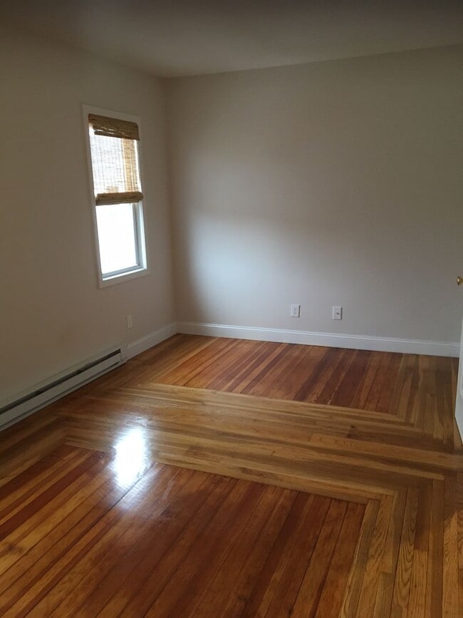 Photo - 70 Courtland St Unit 2