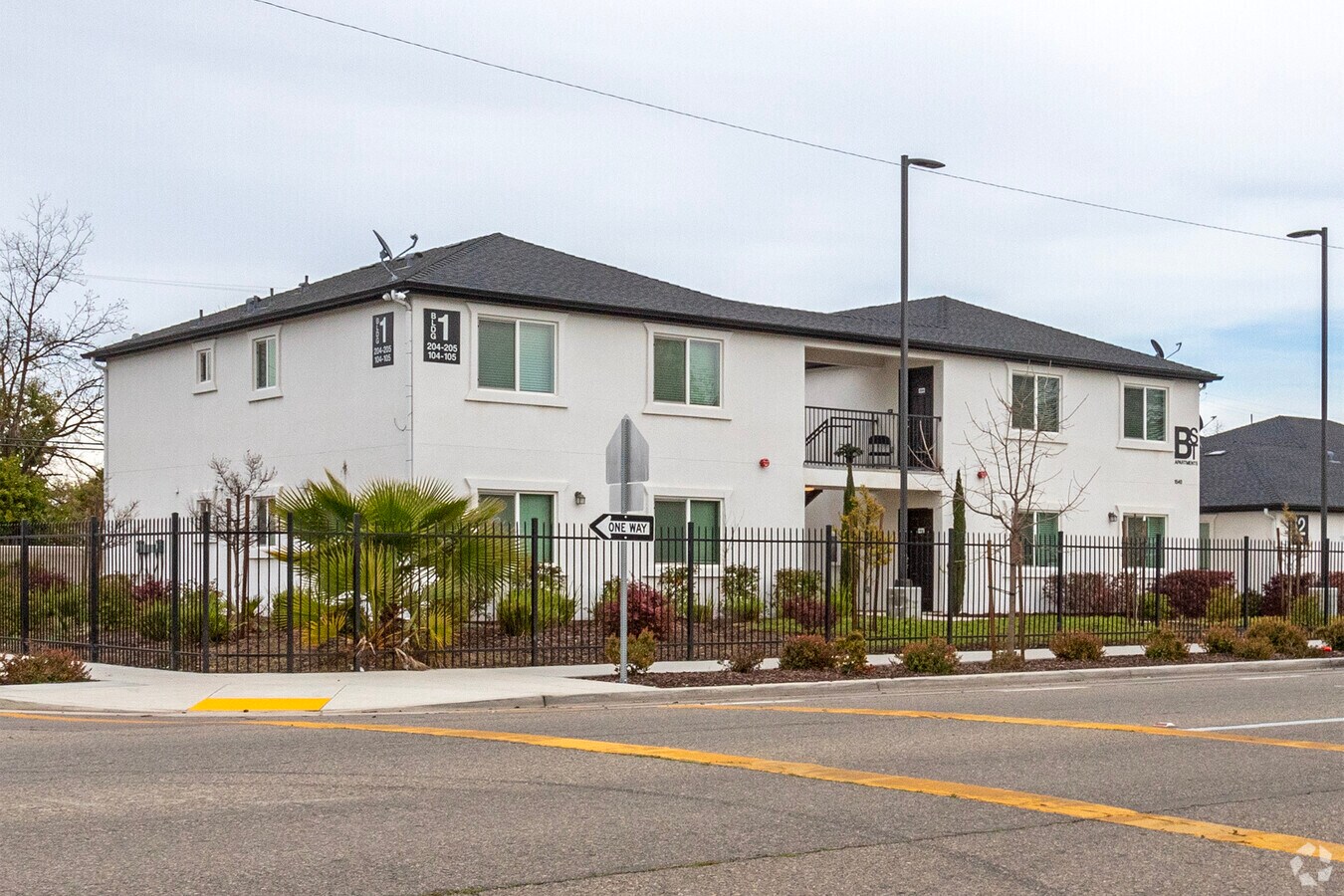 Edificio - B Street Apartments