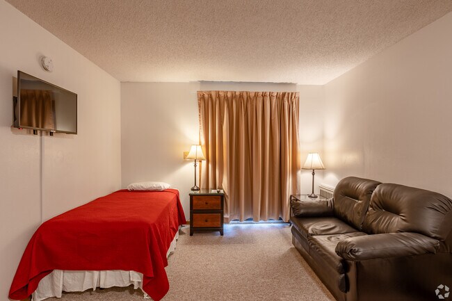 Photo - 1165 Riverside S Dr