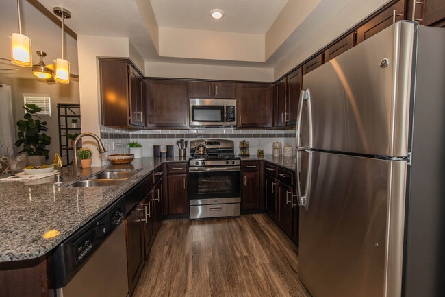 A3 761 SQFT 1 Bed 1 Bath
