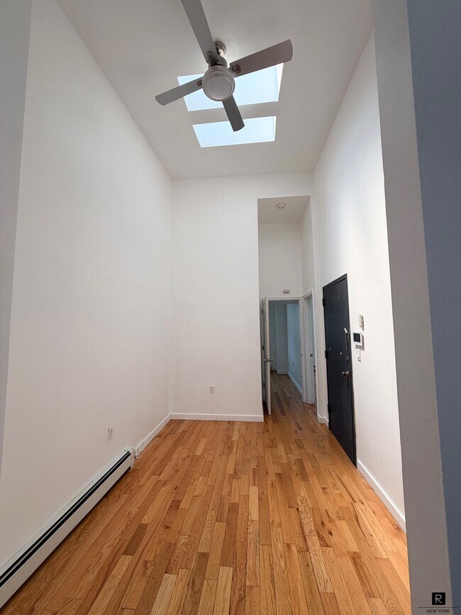 Photo - 211 Wyckoff Ave