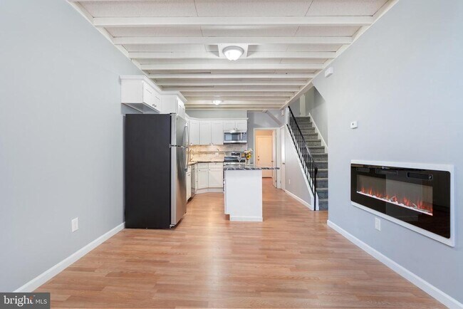 Photo - 714 S Randolph St