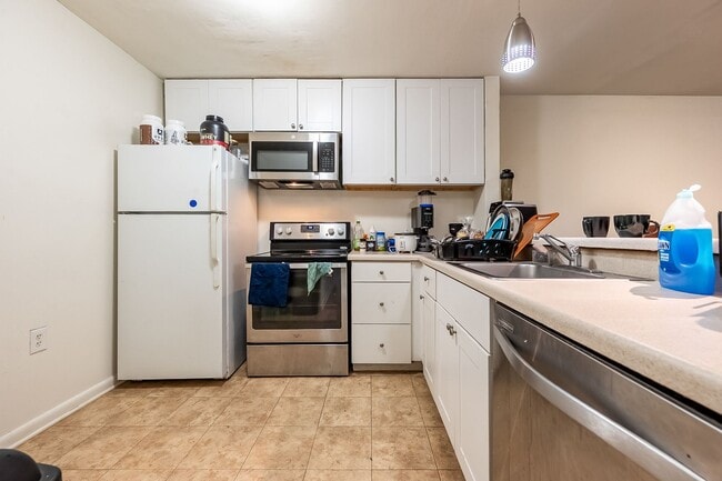 Photo - 1213 University Terrace Unit Apt C University Terrace
