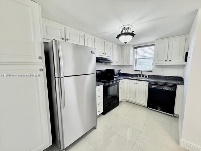 Photo - 3150 W Rolling Hills Cir Condo
