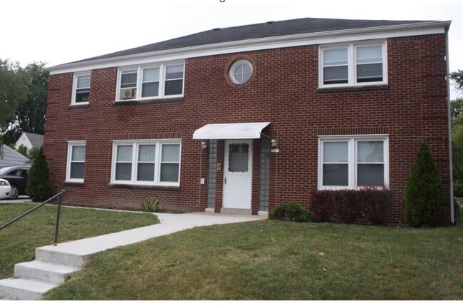 Photo - 2571 N Wauwatosa Ave Unit 1