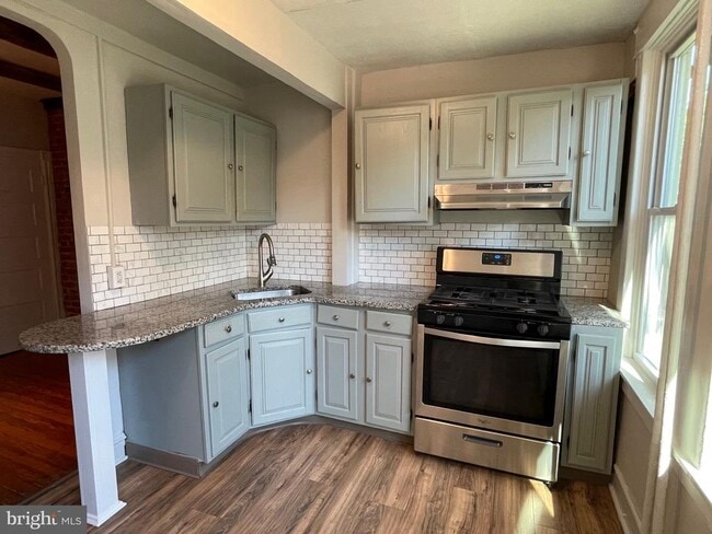 1304 N Clayton St Unidad 2