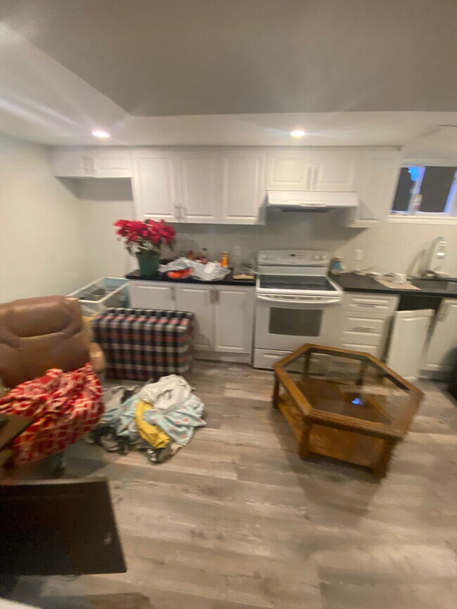 Photo - 116 Dorcot Ave