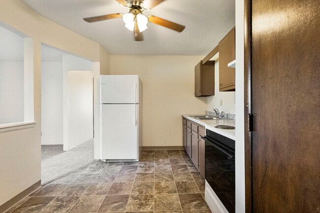 Prairie Woods Apartments