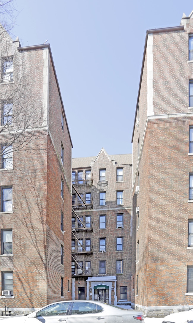 35-16 34th Street