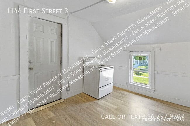 Photo - 1144 First Street 3-