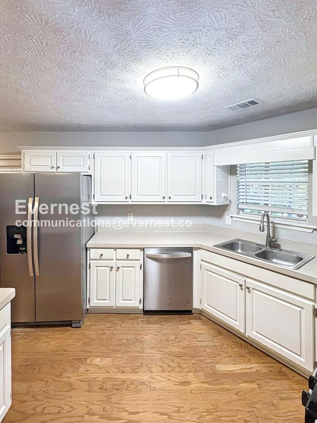 Photo - 265 Lazy Hollow Ln