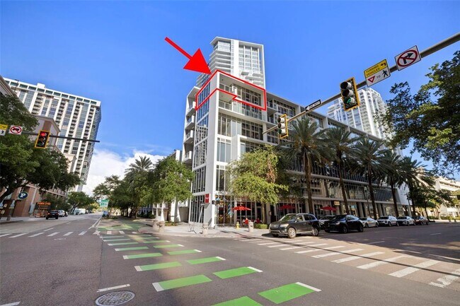 Photo - 145 2nd Ave S Unit 613