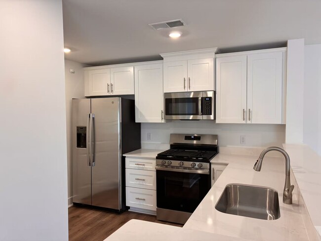 Building Photo - 5302 Mary Ashby Way Unit 2301