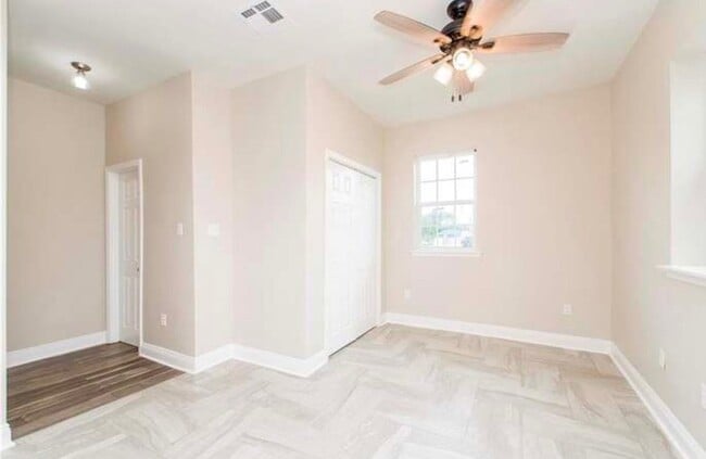 Photo - 2625 S Galvez St