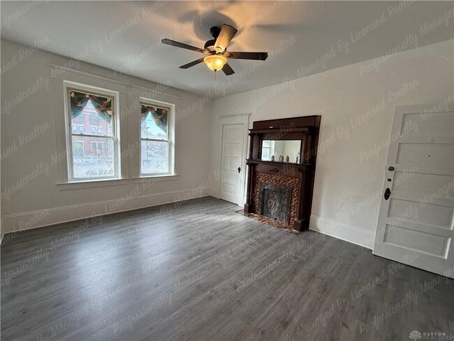 Photo - 44 W High St Unidad B