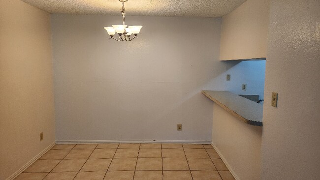 Photo - 2200 E Trinity Mls Rd Unidad 315
