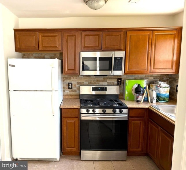 61 Townhouse Ln