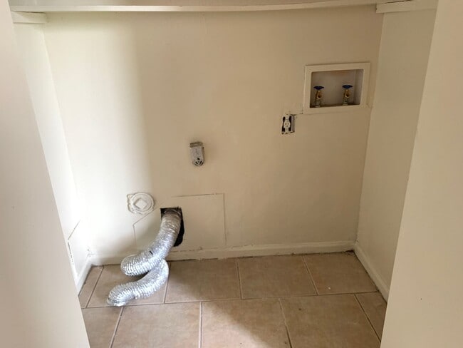 Building Photo - 1657 Starboard Dr Unit 1657-4 Rental