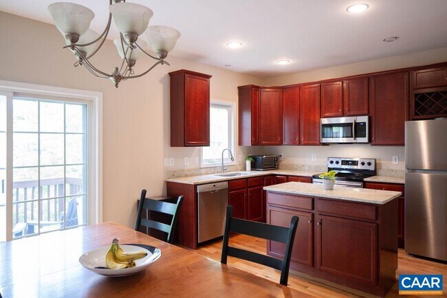 Photo - 139 Old Fifth Cir