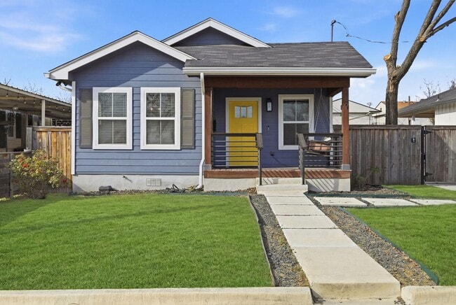 Building Photo - Updated Denver Heights Rental Home 3 bed 2.5 bath