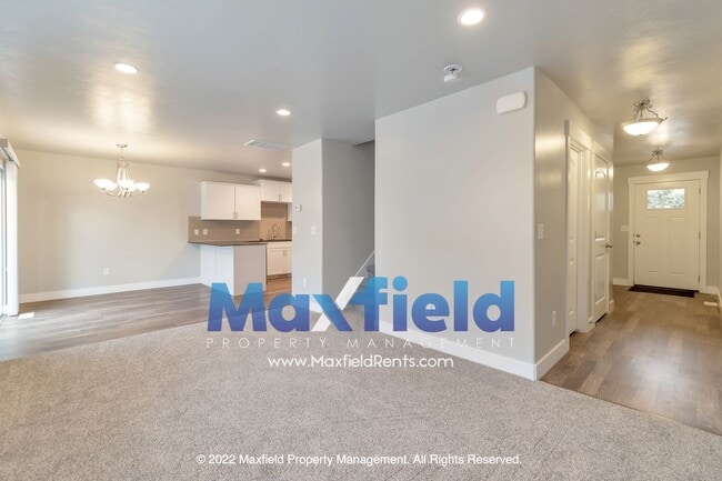 Photo - LEASE SPECIAL - 3BD, 2.5 BA, 2GA Draper townhome with super fast fiber internet