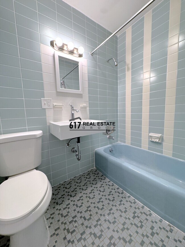 Photo - 2018 Commonwealth Ave Unidad 45