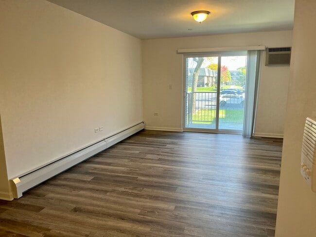 Photo - 838 Mcintosh Ct Unit 106