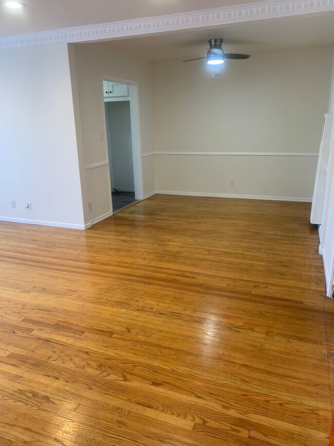 1043 N Sierra Bonita Ave