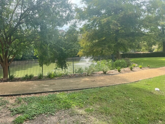 Photo - 9127 Harbor Hills Dr