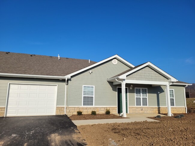 Paint Creek Station - Paint Creek Station Apartments