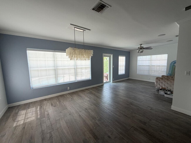 Photo - 8934 Emerson Ave